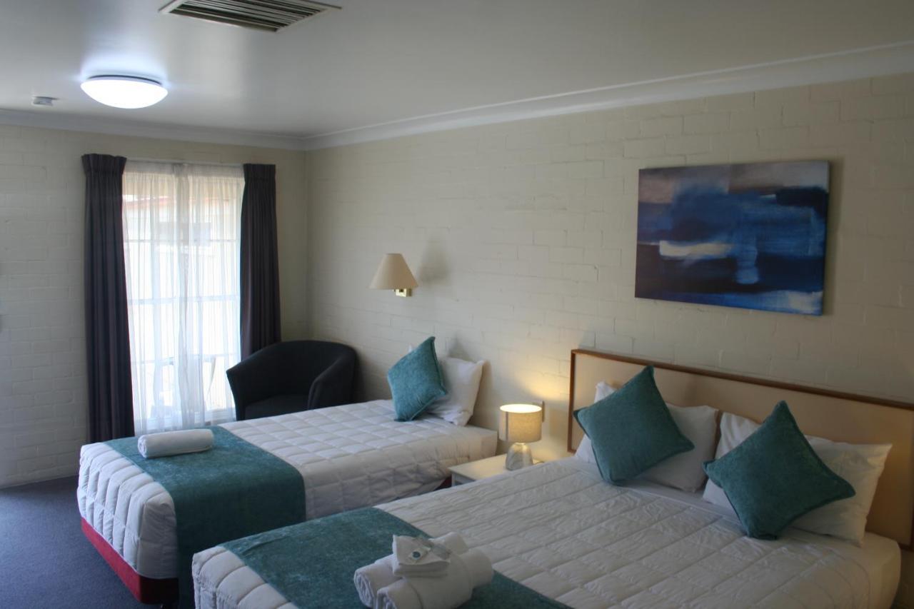 Club Motel Армидейл Экстерьер фото